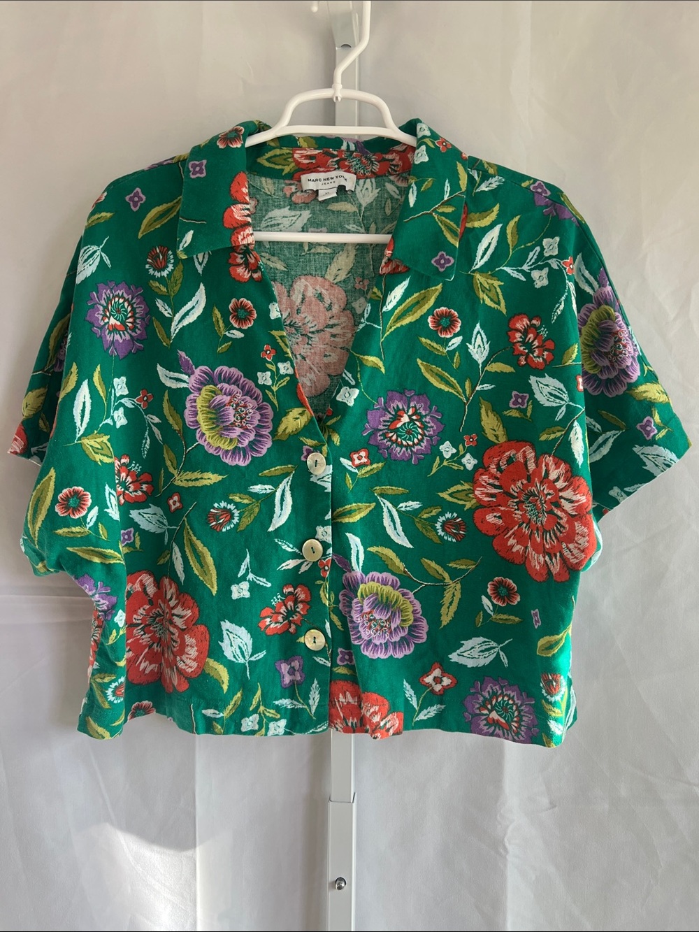 Marc New York Green Floral Button-Front Camp Collar Top